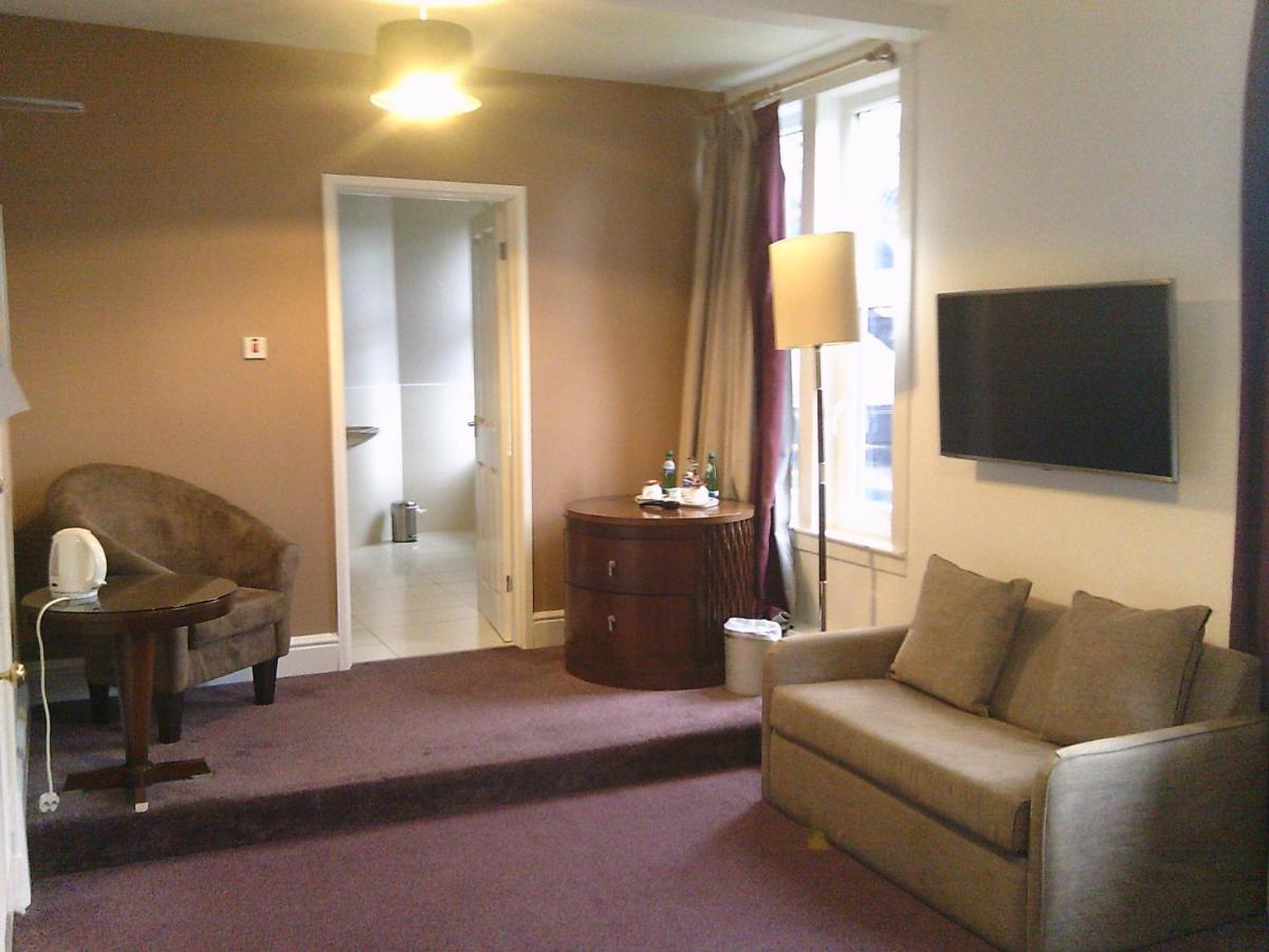 The Speyside Hotel And Restaurant Grantown-on-Spey Extérieur photo