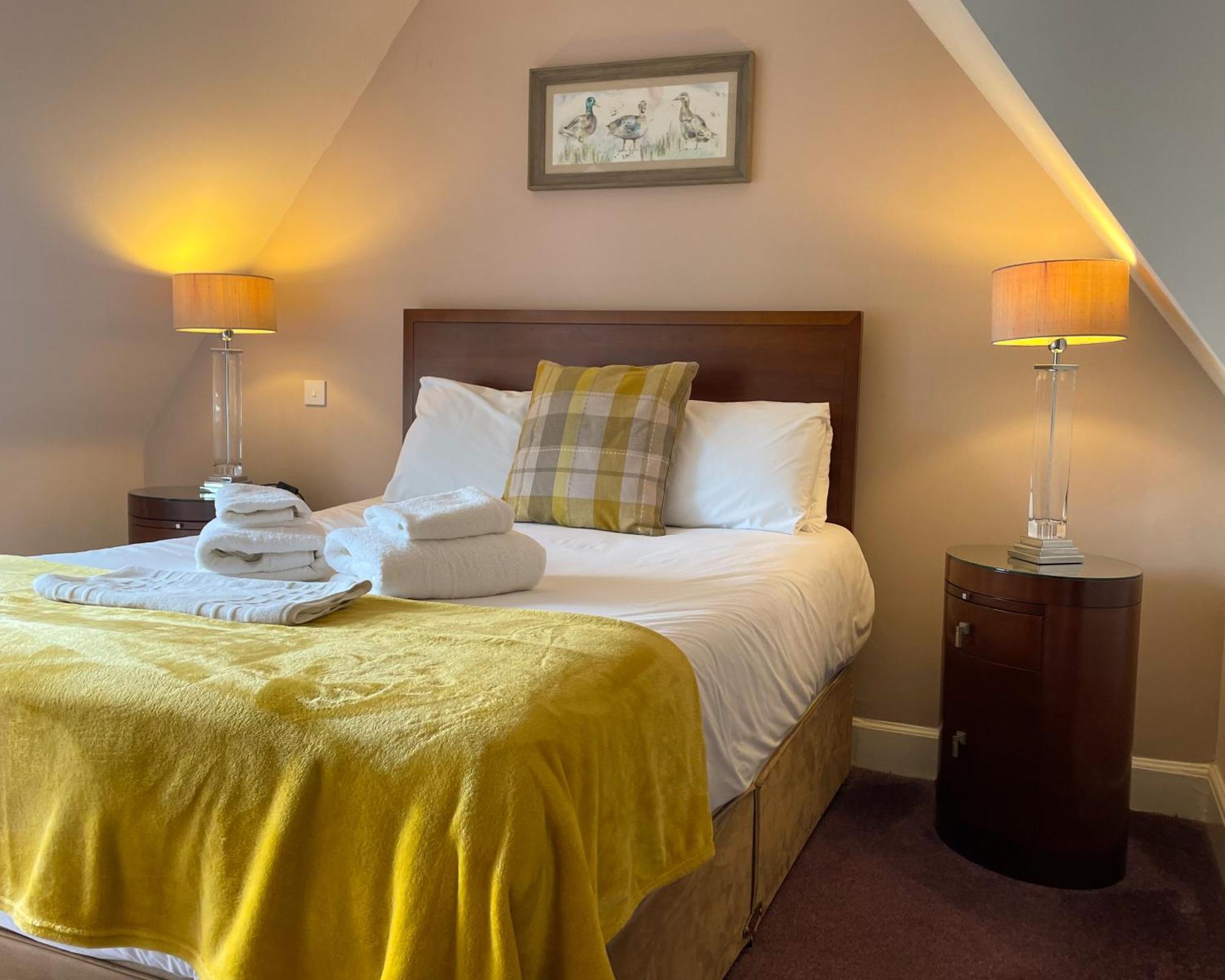 The Speyside Hotel And Restaurant Grantown-on-Spey Extérieur photo