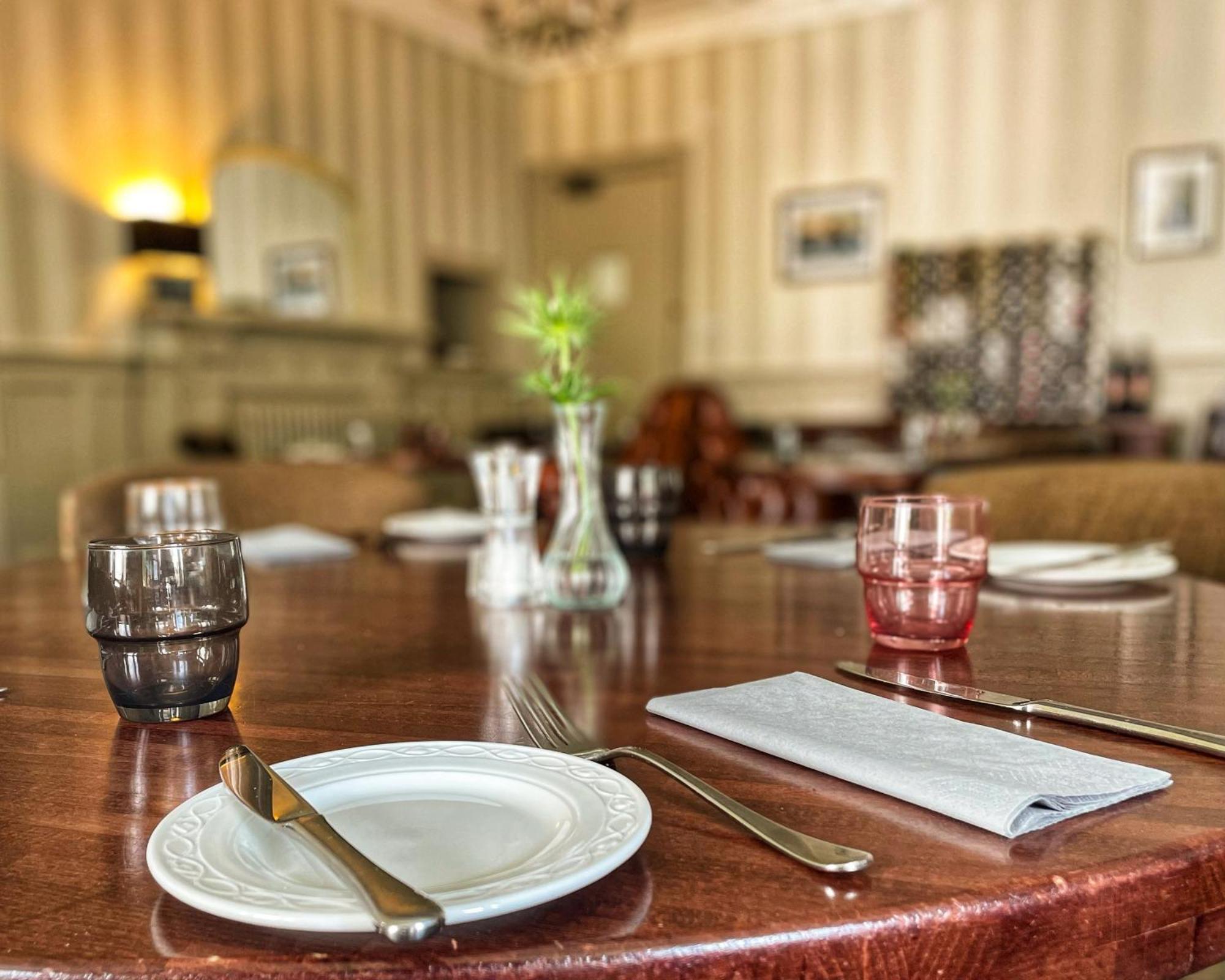 The Speyside Hotel And Restaurant Grantown-on-Spey Extérieur photo