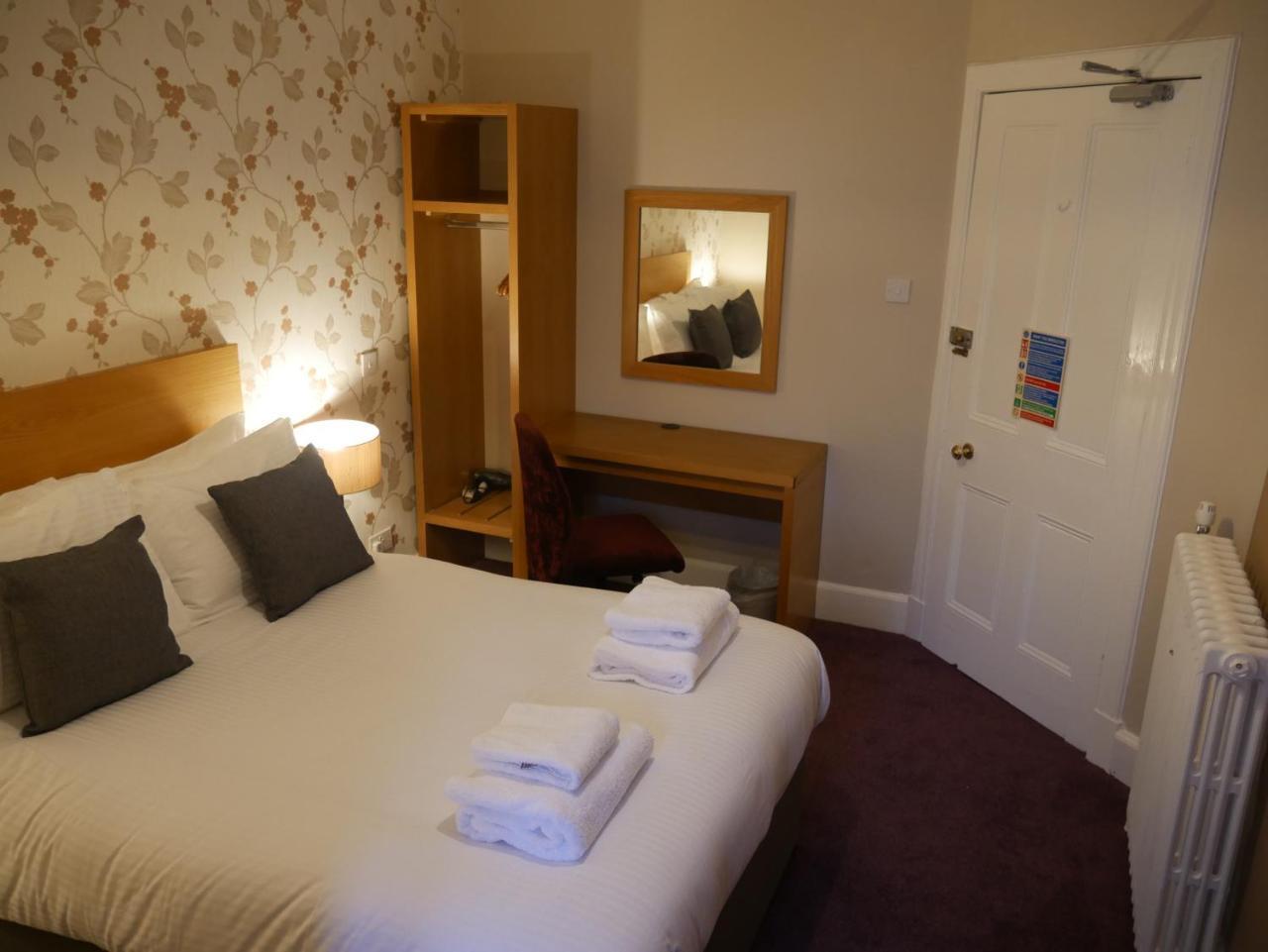 The Speyside Hotel And Restaurant Grantown-on-Spey Extérieur photo