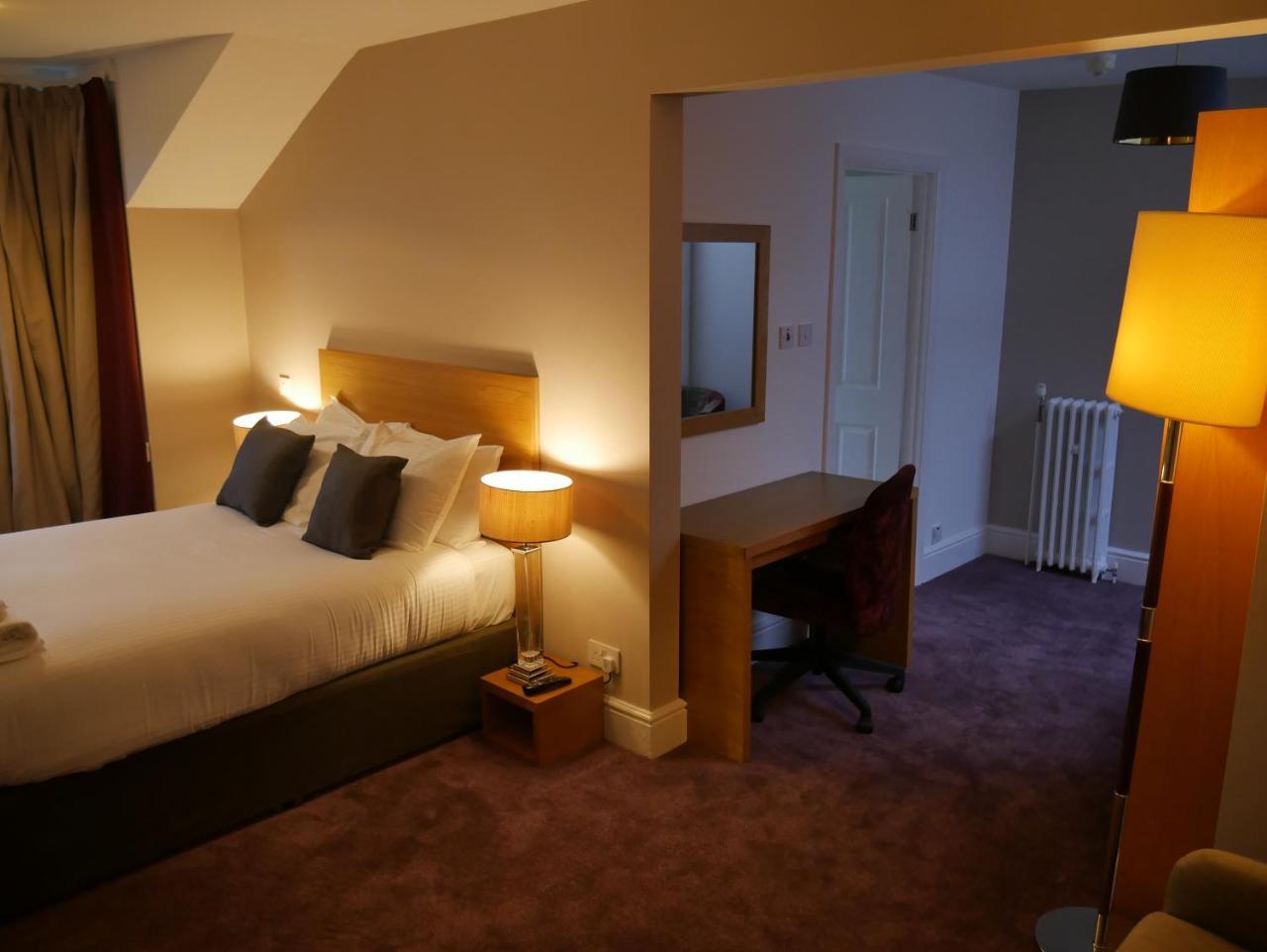 The Speyside Hotel And Restaurant Grantown-on-Spey Extérieur photo